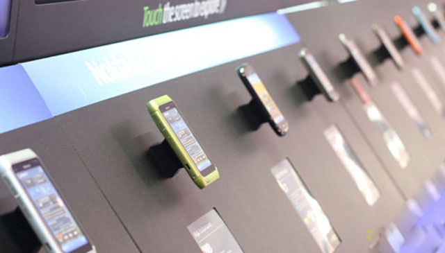 Smartphone ồ ạ hạ giá