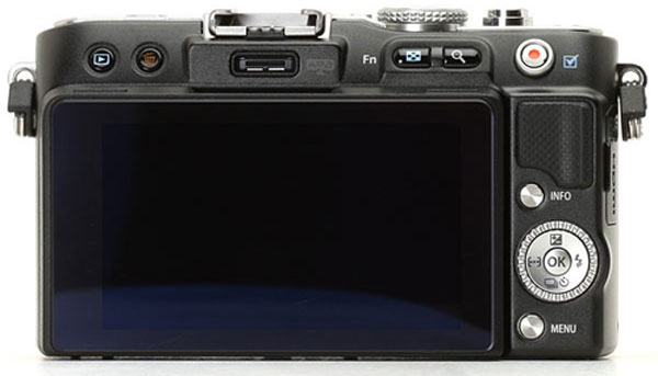 Olympus 'đổ bộ' camera thay ống kính không gương lật