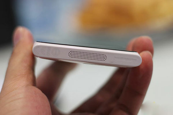 Lumia 900 chính hãng giá 12,5 triệu