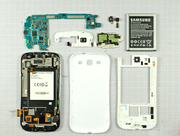 'Phẫu thuật' Samsung Galaxy S III