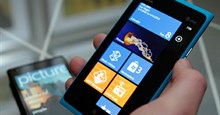 Nokia vá lỗi màn hình tím của Lumia 900