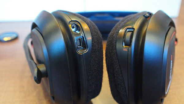 Tai nghe Astro không dây đầu tiên cho game thủ