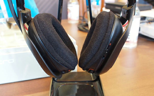 Tai nghe Astro không dây đầu tiên cho game thủ