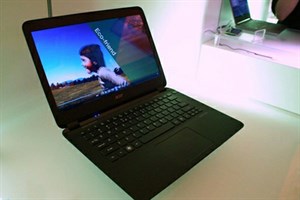 Aspire S5 có giá 1.399 USD trên Microsoft Store