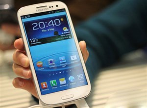 Galaxy S III bị “đe dọa,” Samsung vẫn quyết bán