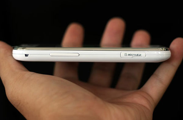 Samsung Galaxy Ace 2 giá 7 triệu đồng