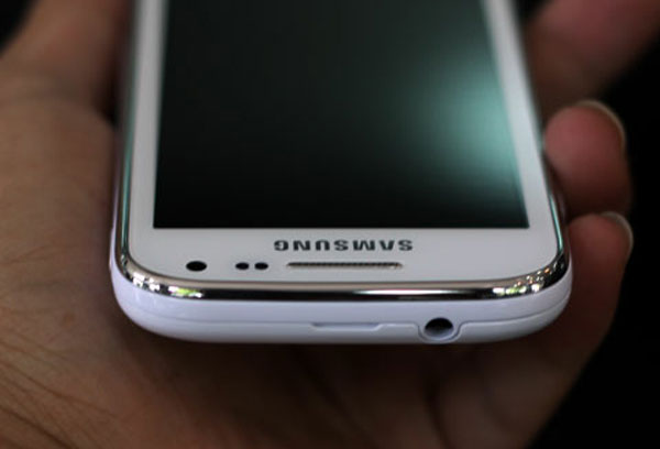 Samsung Galaxy Ace 2 giá 7 triệu đồng