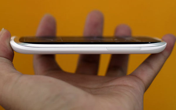 HTC sắp bán smartphone hai sim tại VN