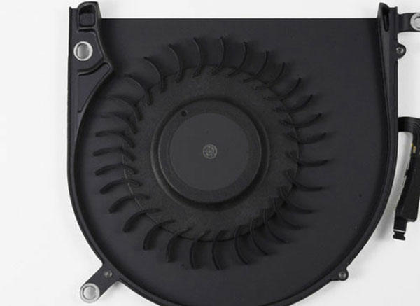 'Mổ bụng' MacBook Pro 2012