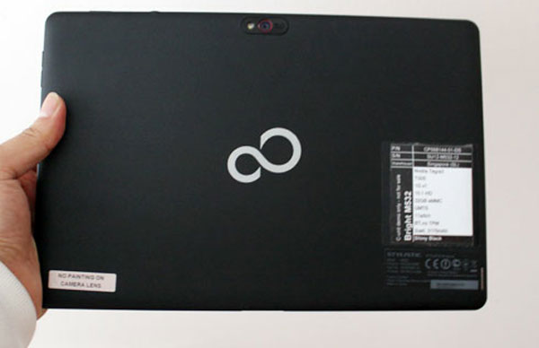 Tablet 10,1 inch của Fujitsu tại VN