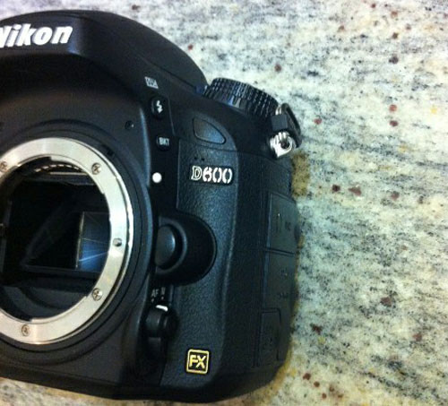 Ảnh thực tế Nikon D600 xuất hiện