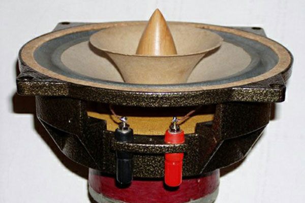 Dàn âm thanh giá hơn 62 nghìn USD