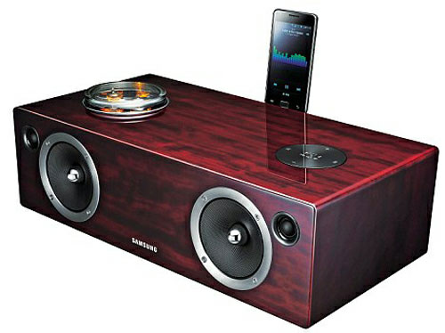 Samsung ra loa dock cho Galaxy và thiết bị của Apple