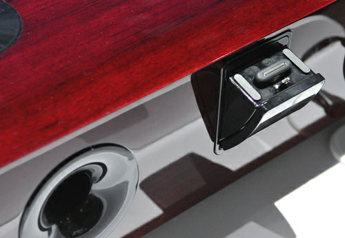 Samsung ra loa dock cho Galaxy và thiết bị của Apple