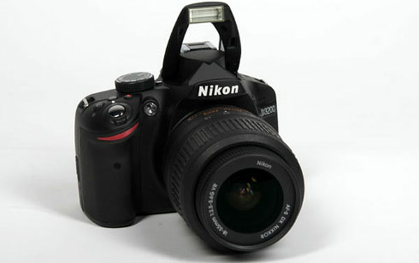 Nikon D3200 xách tay giá 16 triệu đồng