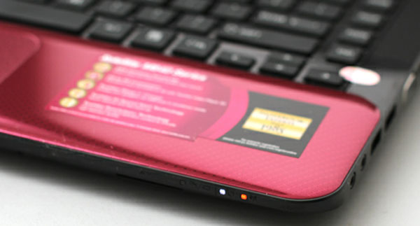 Laptop Toshiba Ivy Bridge giá 13,3 triệu