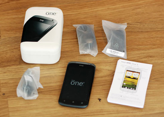 HTC One S chính hãng giá 13 triệu