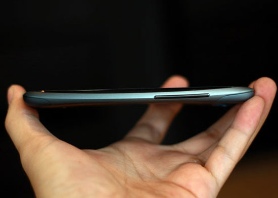 HTC One S chính hãng giá 13 triệu