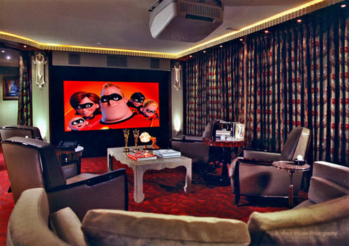 Máy chiếu lợi thế hơn TV LCD kích thước lớn