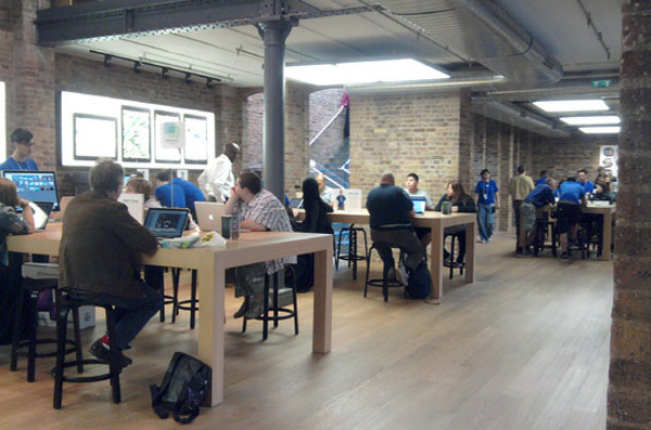 Bí mật bên trong cỗ máy kiếm tiền của Apple