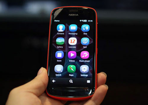 10 di động về Việt Nam trong tháng 6