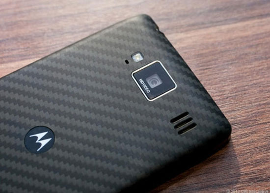 Motorola có nhiều yếu tố để thành công với Moto X. 8 điểm Moto X cần có khi "so găng" với các đối thủ