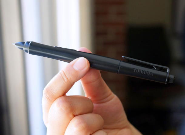 Excite Write có bút cảm ứng tương tự Galaxy Note 8 Toshiba ra mắt 3 máy tính bảng dòng Excite, giá 300 - 600 USD