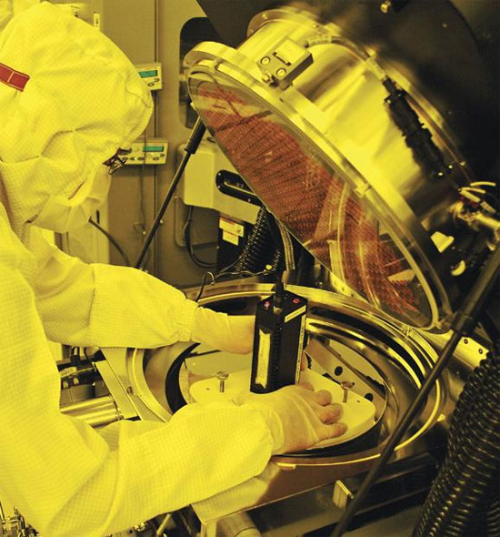 Uy tín của Samsung trong mảng kinh doanh bán dẫn đang ngày một xấu đi Samsung dưới ánh mắt thù địch của các hãng công nghệ