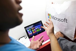 Máy tính cảm ứng dùng Windows 8 sẽ giảm xuống còn 5 triệu đồng