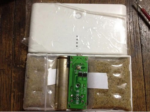 Pin rởm 24.000 mAh nhưng chỉ có 2.400 mAh và... hai túi cát Pin dự phòng "khủng", giá rẻ tiếp tục tung hoành