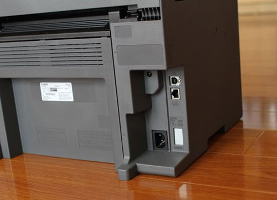 Cổng nguồn, USB và LAN. Canon MF4720w - Máy in laser đa chức năng có Wi-Fi giá rẻ