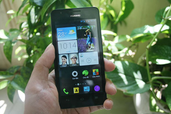 Màn hình khá rộng 4.5 inch. Đánh giá "tân binh" smartphone Huawei Ascend