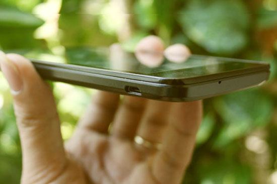 Cổng USB. Đánh giá "tân binh" smartphone Huawei Ascend