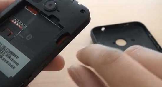 Smartphone rẻ nhất của HTC xuất hiện ở Việt Nam