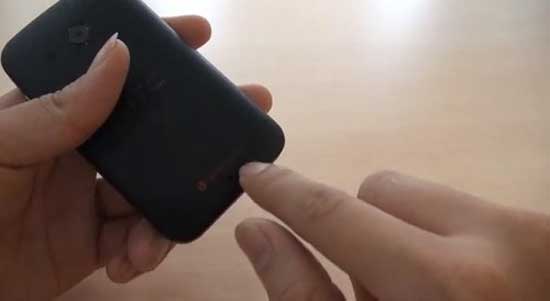 Smartphone rẻ nhất của HTC xuất hiện ở Việt Nam