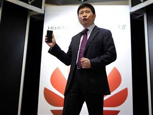 Ông chủ Huawei tiết lộ ý định thâu tóm Nokia