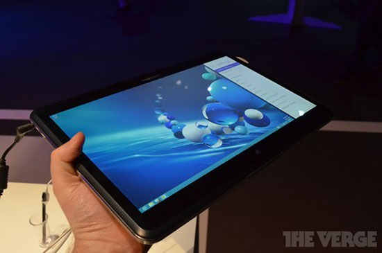 Máy tính bảng lai chạy cả Windows 8 lẫn Android 4.2