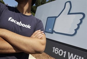Facebook cán mốc thu hút 1 triệu nhà quảng cáo