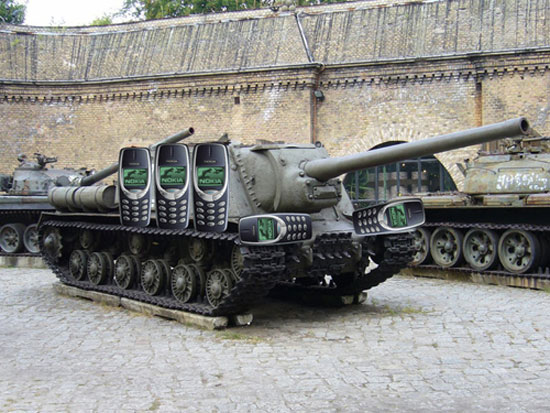 Vì sao Samsung Galaxy S4 phải “xách dép” cho Nokia 3310