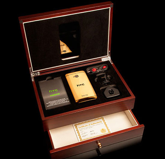 HTC One mạ vàng và bạch kim giá hơn 60 triệu đồng