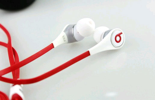 Giải mã nguyên nhân khiến tai nghe... tự rối