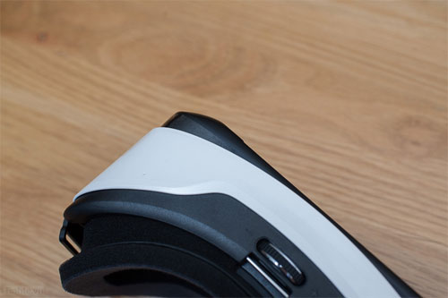 Trên tay Samsung GearVR cho Galaxy S6/S6 Edge Vặn ra xa nhất nó sẽ như vậy