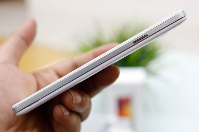 Oppo Joy 3 chạy hệ điều hành Color OS 2.0