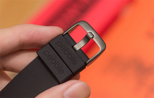 Chốt dây đeo của Pebble Time Kick Starter
