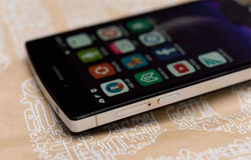 Khe cắm SIM, nano SIM