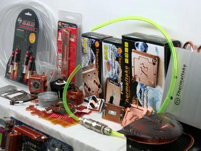 Trăm thứ đồ nghề làm mát cho máy tính với giá bán từ vài chục nghìn đến hàng triệu đồng