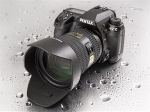 Pentax K-7 bắt đầu được bán