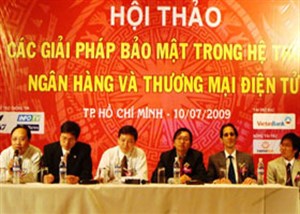 Ngân hàng chống đỡ hơn 100.000 cuộc tấn công mỗi ngày