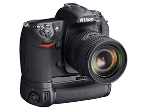 Nikon trình làng bộ đôi D3000 và D300s