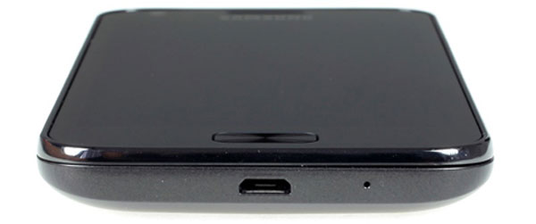 Galaxy Z màn hình 4,2 inch ra mắt